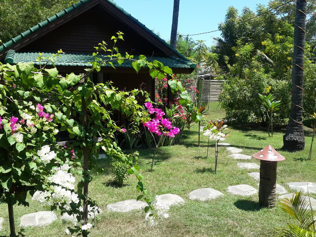 Oasi Bungalows Hotel Gili Air Ngoại thất bức ảnh