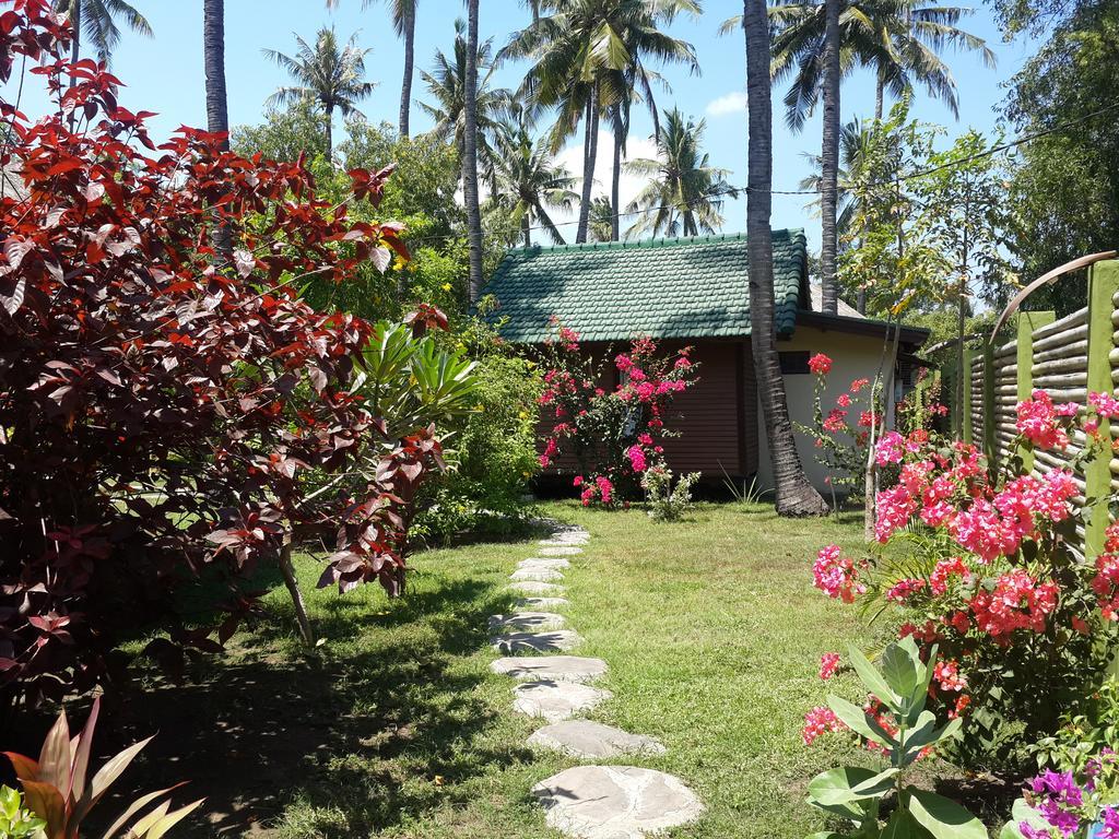 Oasi Bungalows Hotel Gili Air Ngoại thất bức ảnh