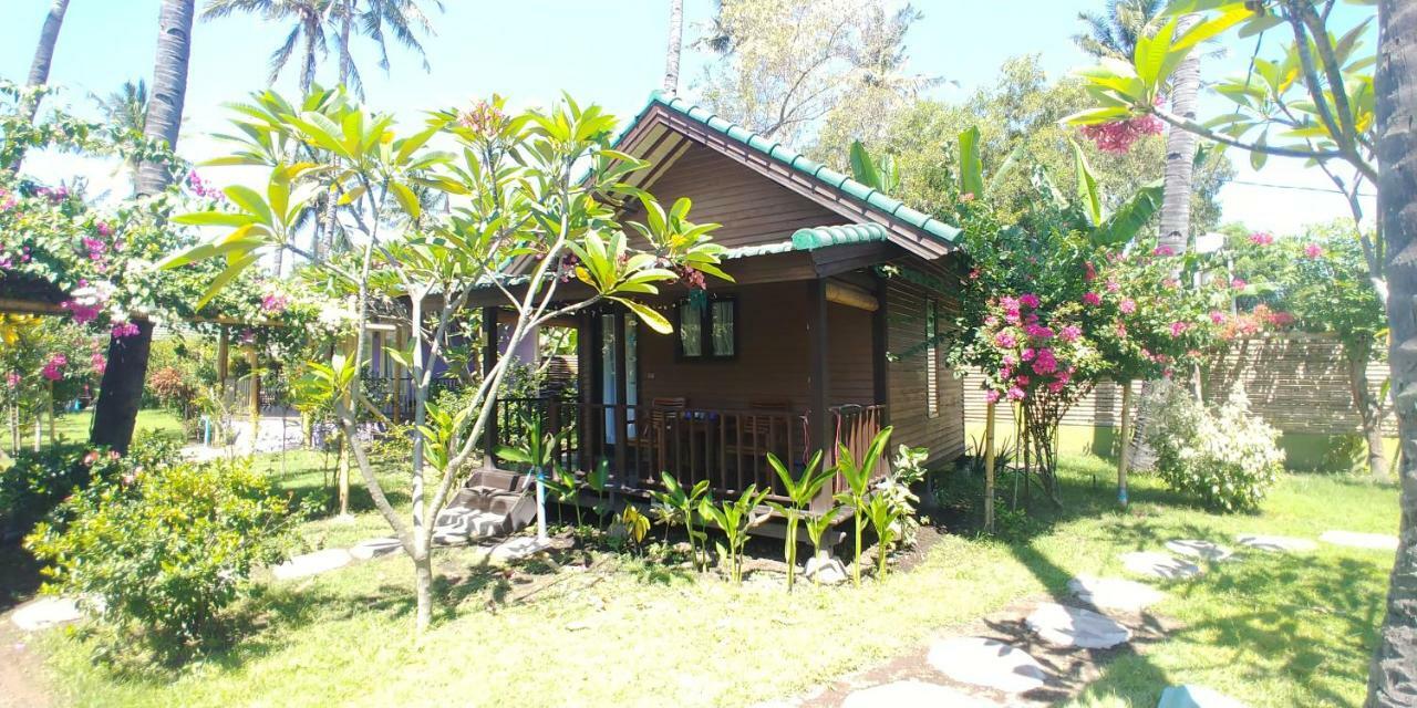 Oasi Bungalows Hotel Gili Air Ngoại thất bức ảnh
